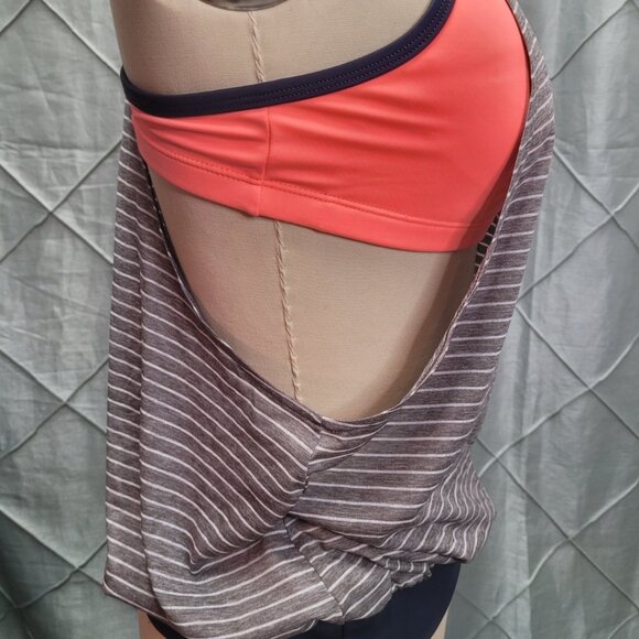 Nike Womens Tankini Top,Size L , Great Preowned Condition. - Picture 7 of 11
